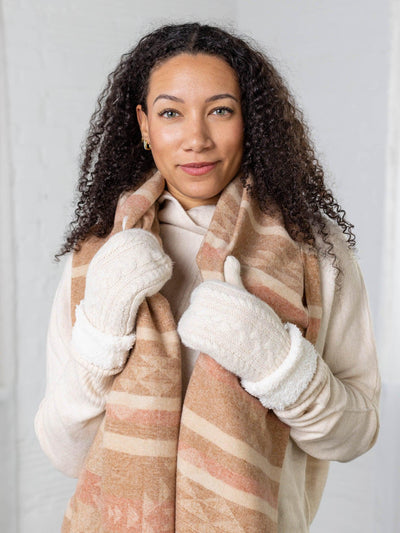 cable knit mittens