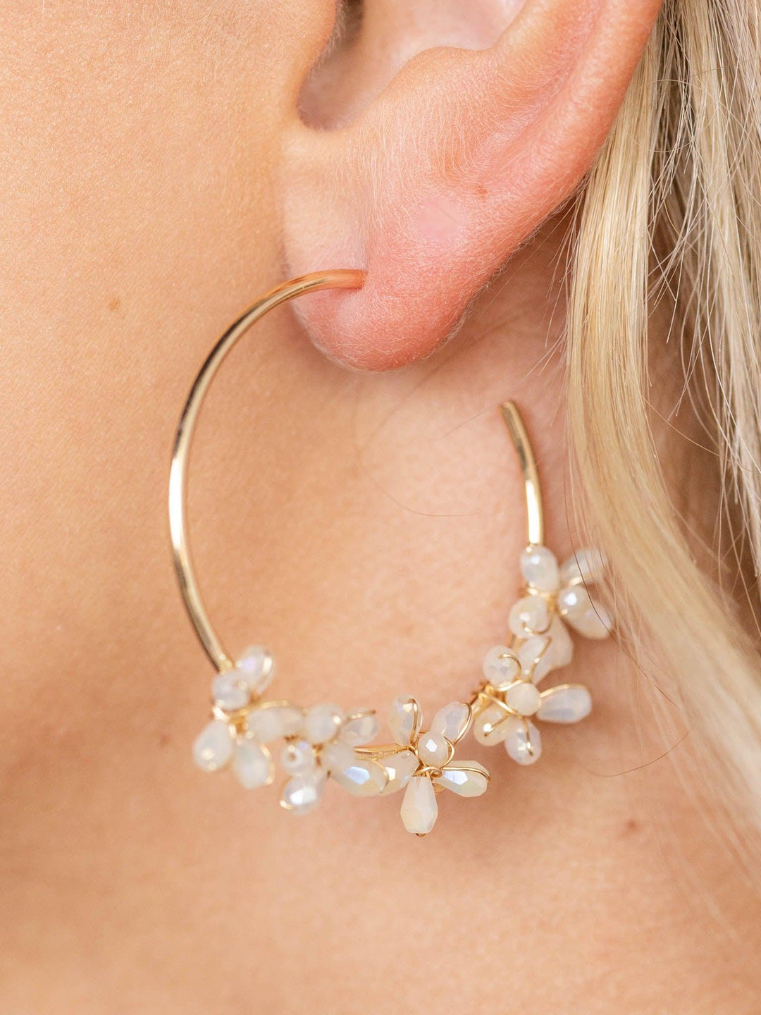 flower outline earrings