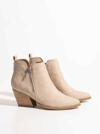 side zip western bootie