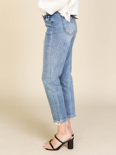 stretchy denim mom style jean