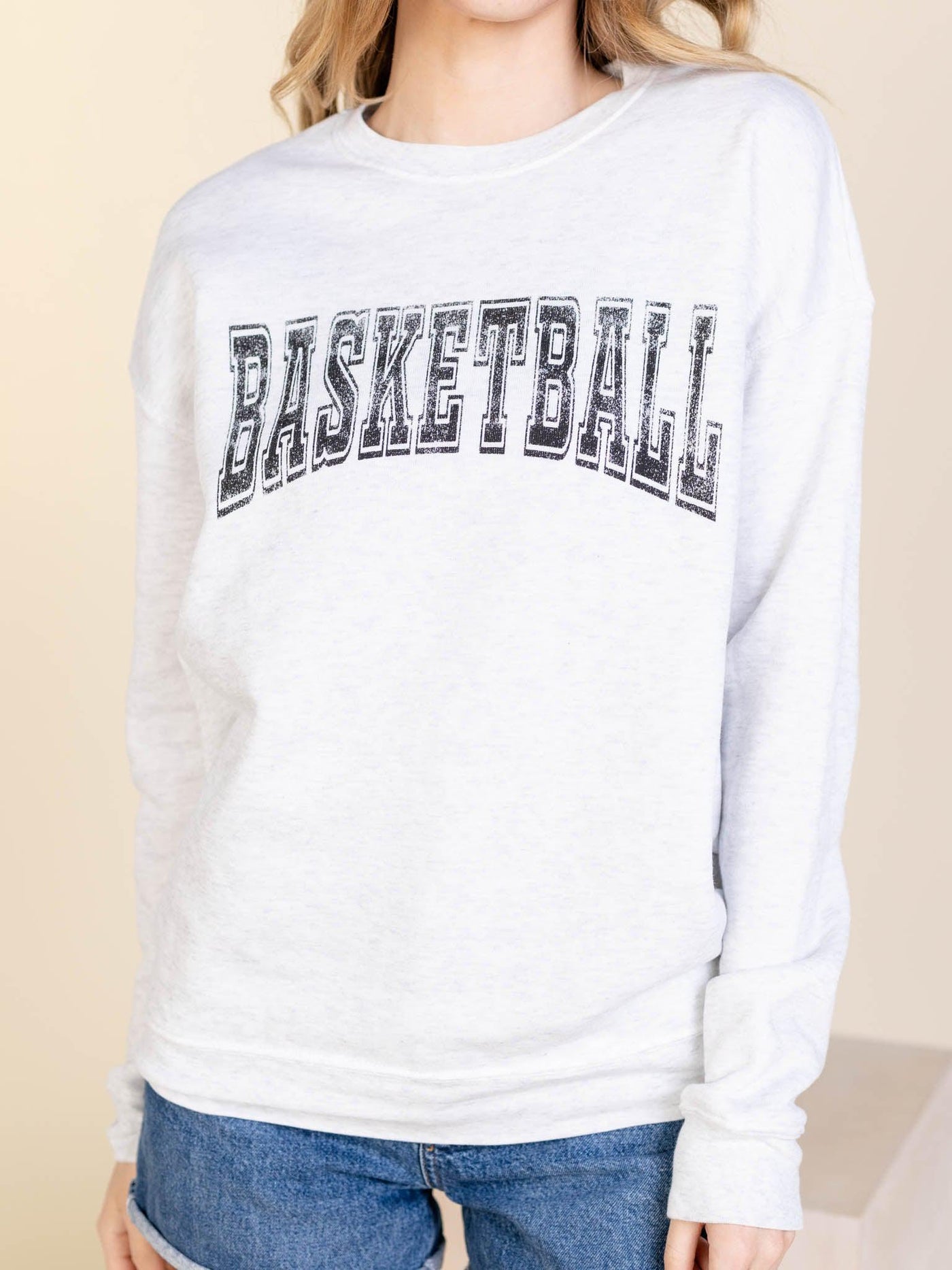 crew neck pullover sweatshirt