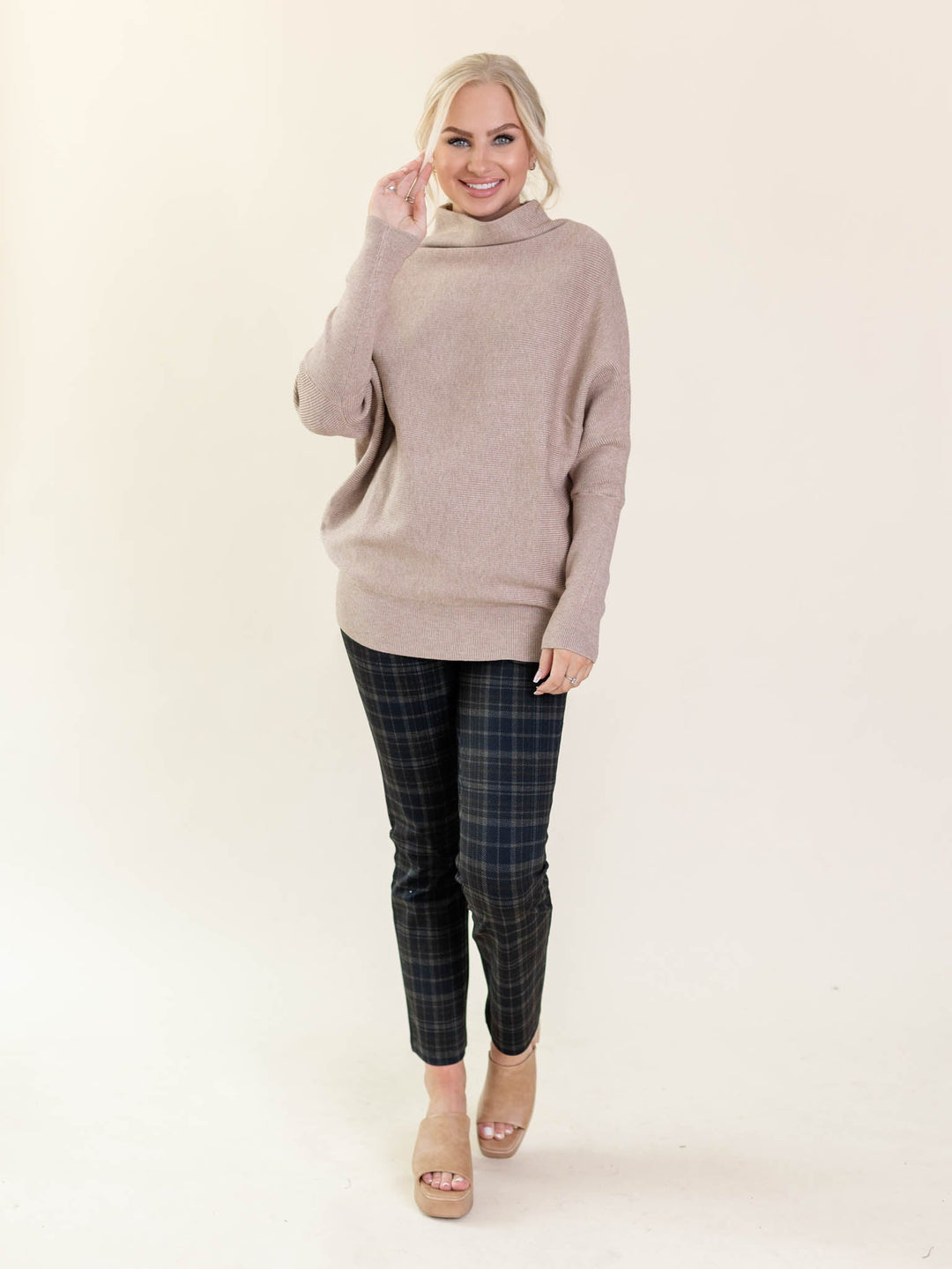 eesome-Turtle Neck Loose Fit Sweater - Leela and Lavender